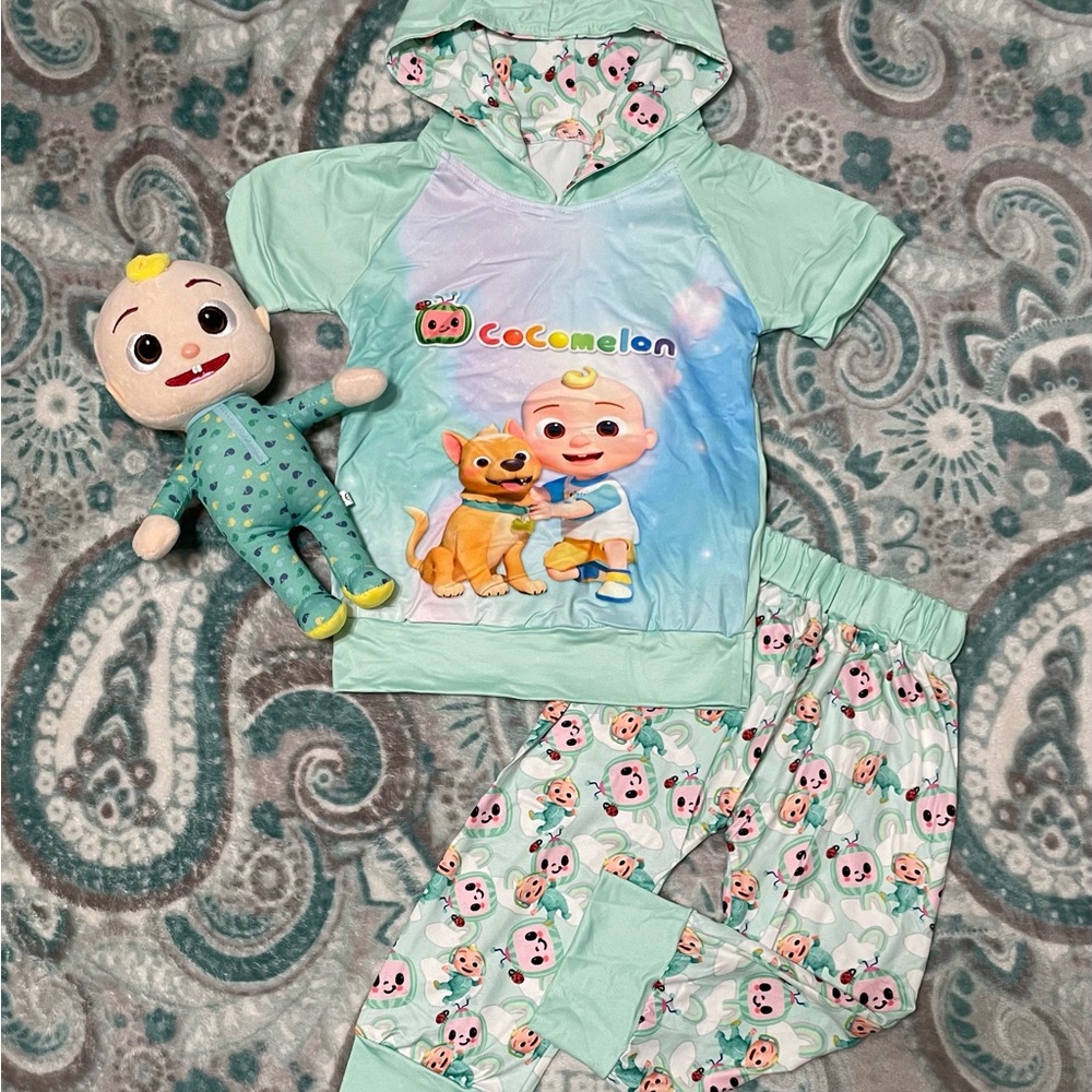 Cocomelon 2t short-sleeve unisex hoodie outfit